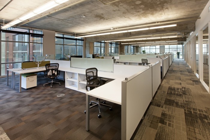 工業(yè)風辦公室設計,loft工業(yè)風設計,廣州裝飾公司,海博裝飾.jpg 工業(yè)風辦公室設計,loft工業(yè)風設計,廣州裝飾公司,海博裝飾.jpg