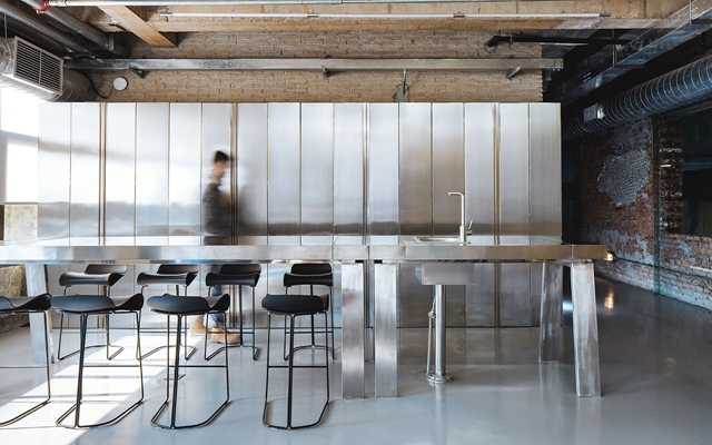 工業(yè)風(fēng)格辦公室設(shè)計(jì),廣州辦公室裝修,loft辦公設(shè)計(jì),廣州裝飾公司.jpg 工業(yè)風(fēng)格辦公室設(shè)計(jì),廣州辦公室裝修,loft辦公設(shè)計(jì),廣州裝飾公司.jpg