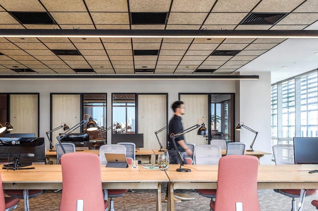 像家一樣的辦公室裝修設(shè)計.jpg 像家一樣的辦公室裝修設(shè)計.jpg