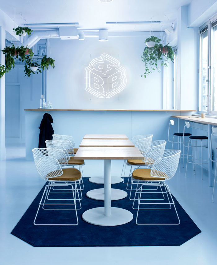 冷藍色調辦公室裝修設計.jpg 冷藍色調辦公室裝修設計.jpg