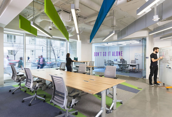 創(chuàng)意靈動辦公室裝修設(shè)計.jpg 創(chuàng)意靈動辦公室裝修設(shè)計.jpg