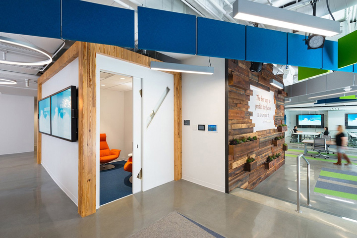 創(chuàng)意靈動辦公室裝修設(shè)計.jpg 創(chuàng)意靈動辦公室裝修設(shè)計.jpg