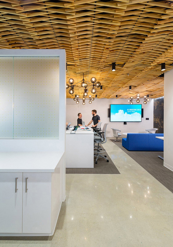 創(chuàng)意靈動辦公室裝修設(shè)計.jpg 創(chuàng)意靈動辦公室裝修設(shè)計.jpg