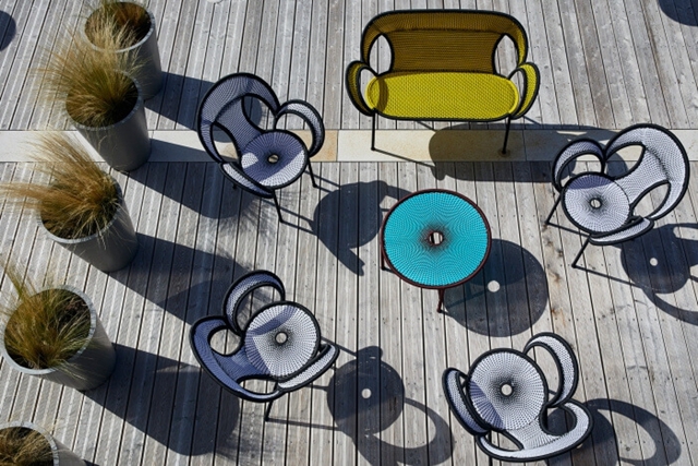 美妝行業辦公室裝修.jpg 美妝行業辦公室裝修.jpg