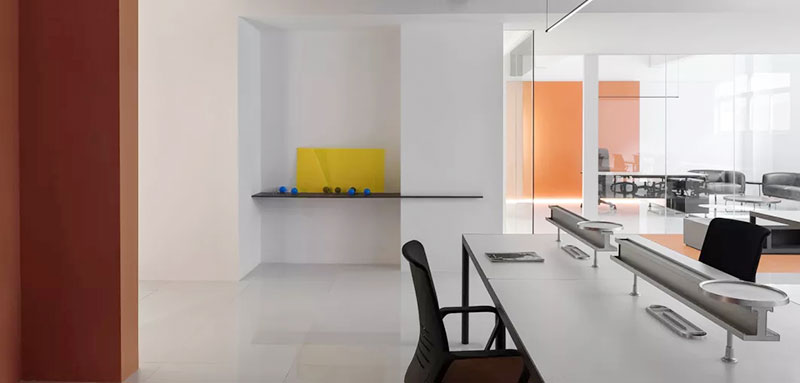 現(xiàn)代簡約風格辦公室裝修設計.jpg 現(xiàn)代簡約風格辦公室裝修設計.jpg